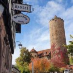 Eingangsbereich des Hotel & Café Schachtenburg in Schlitz